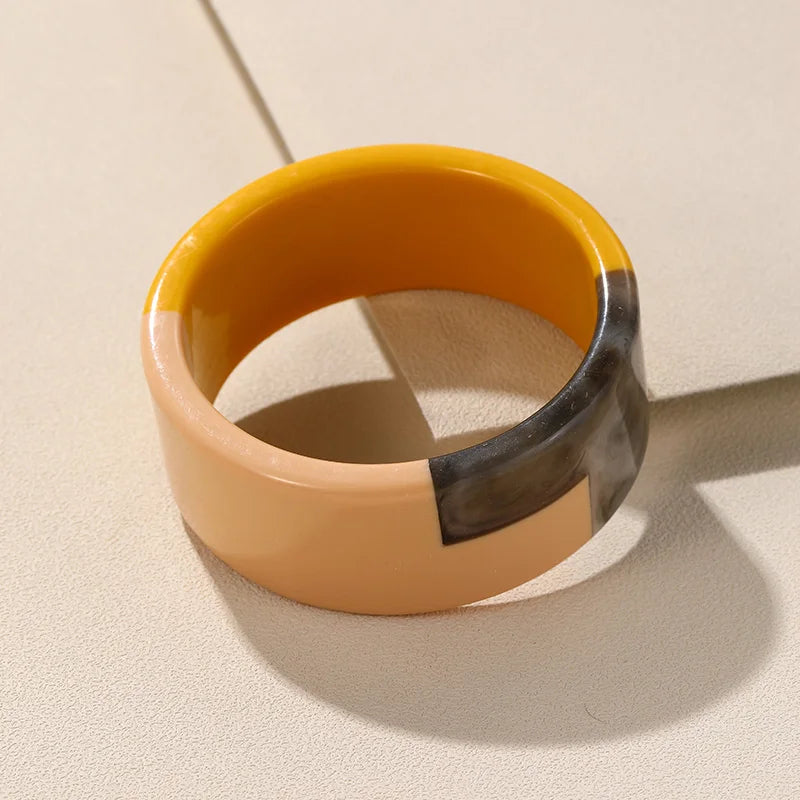 Deco Dream Bangle Mustard Tan