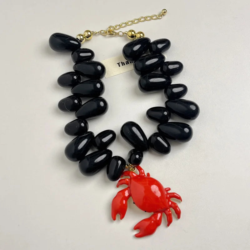 Scarlet Crab Wave Choker Black
