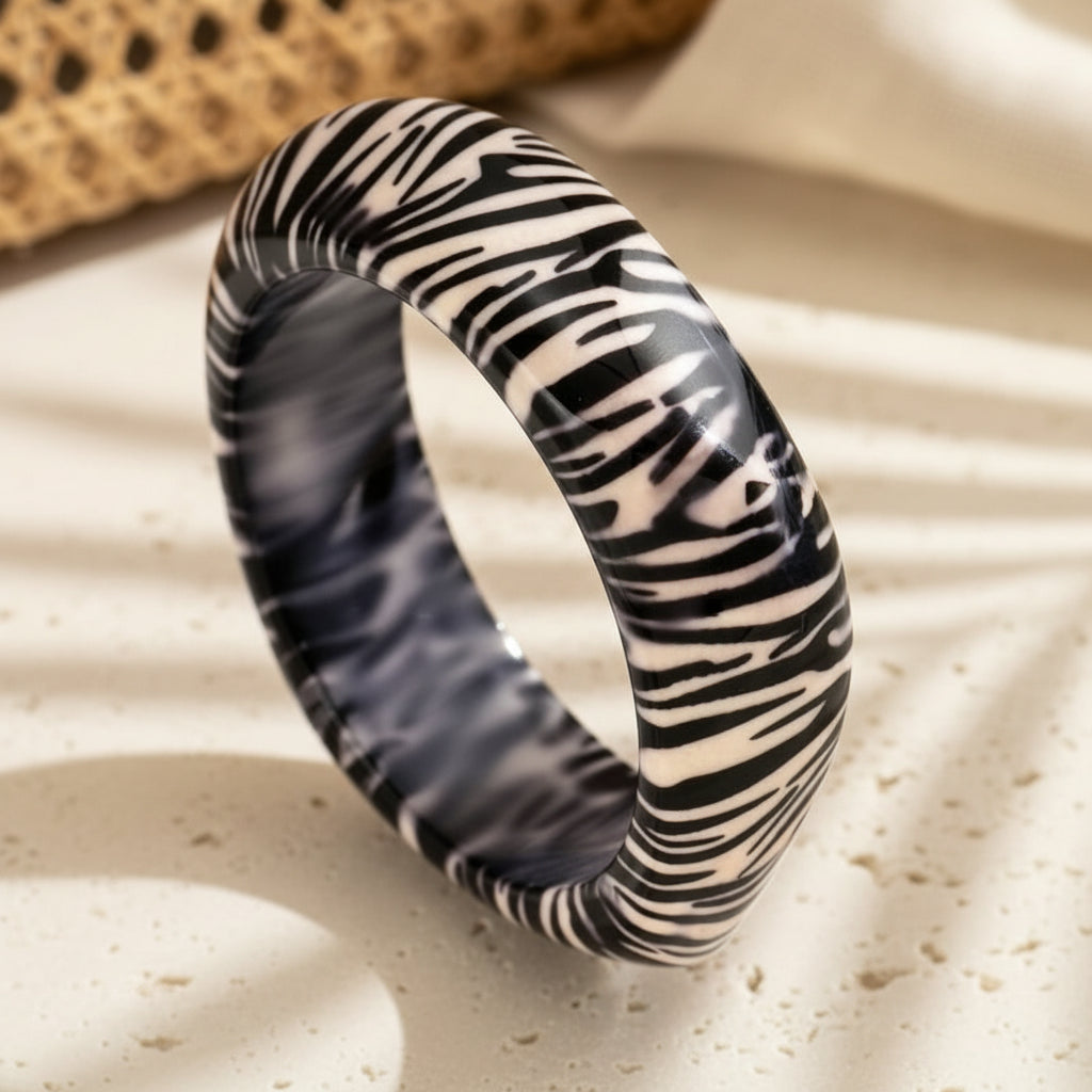 2.56" Diameter: Fierce & Fab Bangle - 6 variants - Hello Baabs