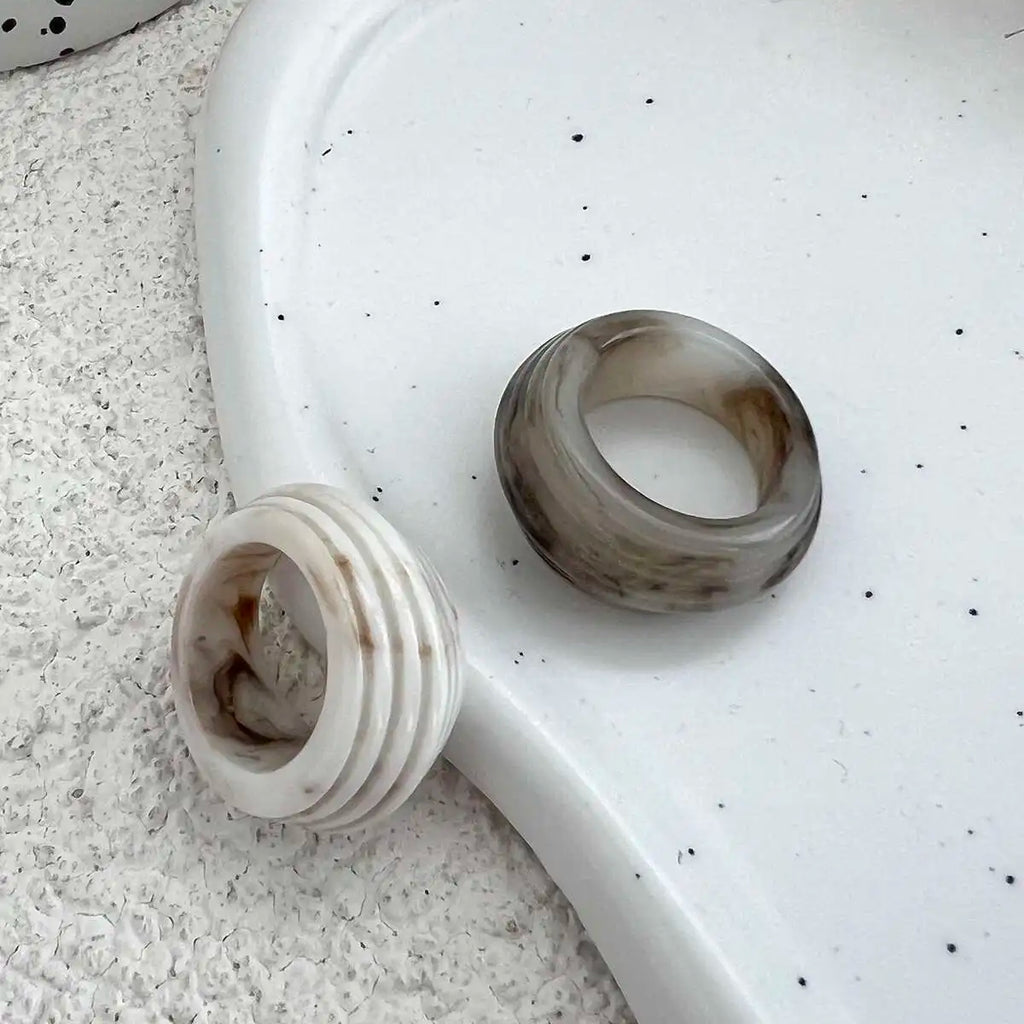 Chic Lines Ring (size 6) - 2 colors - hello baabs 