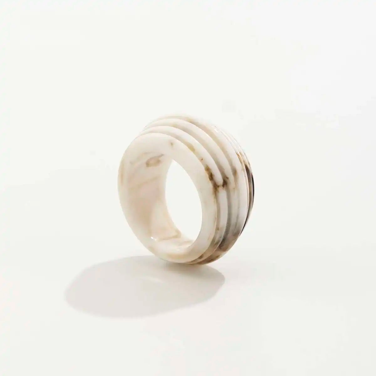 Chic Lines Ring (size 6) - 2 colors - hello baabs 