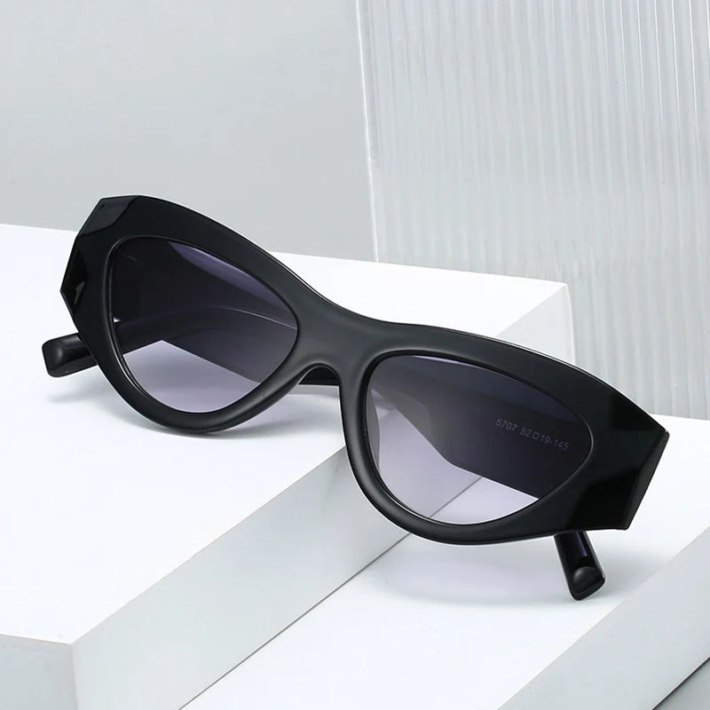 Chic Prowl Cat-Eye Sunglasses - 7 colors - Hello Baabs