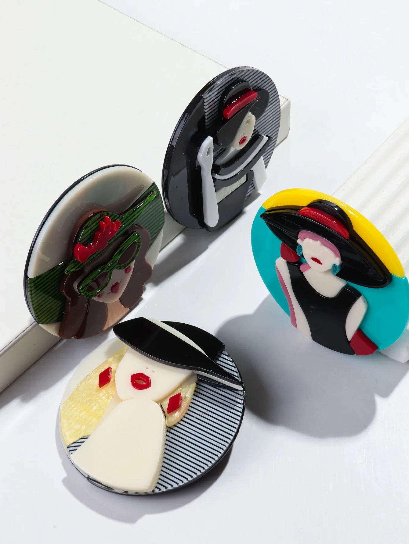Chic Topper Pin - 11 variants - Hello Baabs