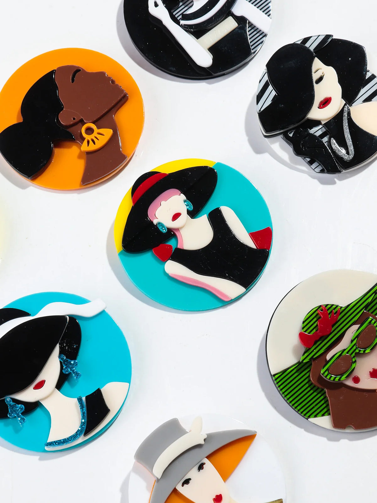 Chic Topper Pin - 11 variants - Hello Baabs