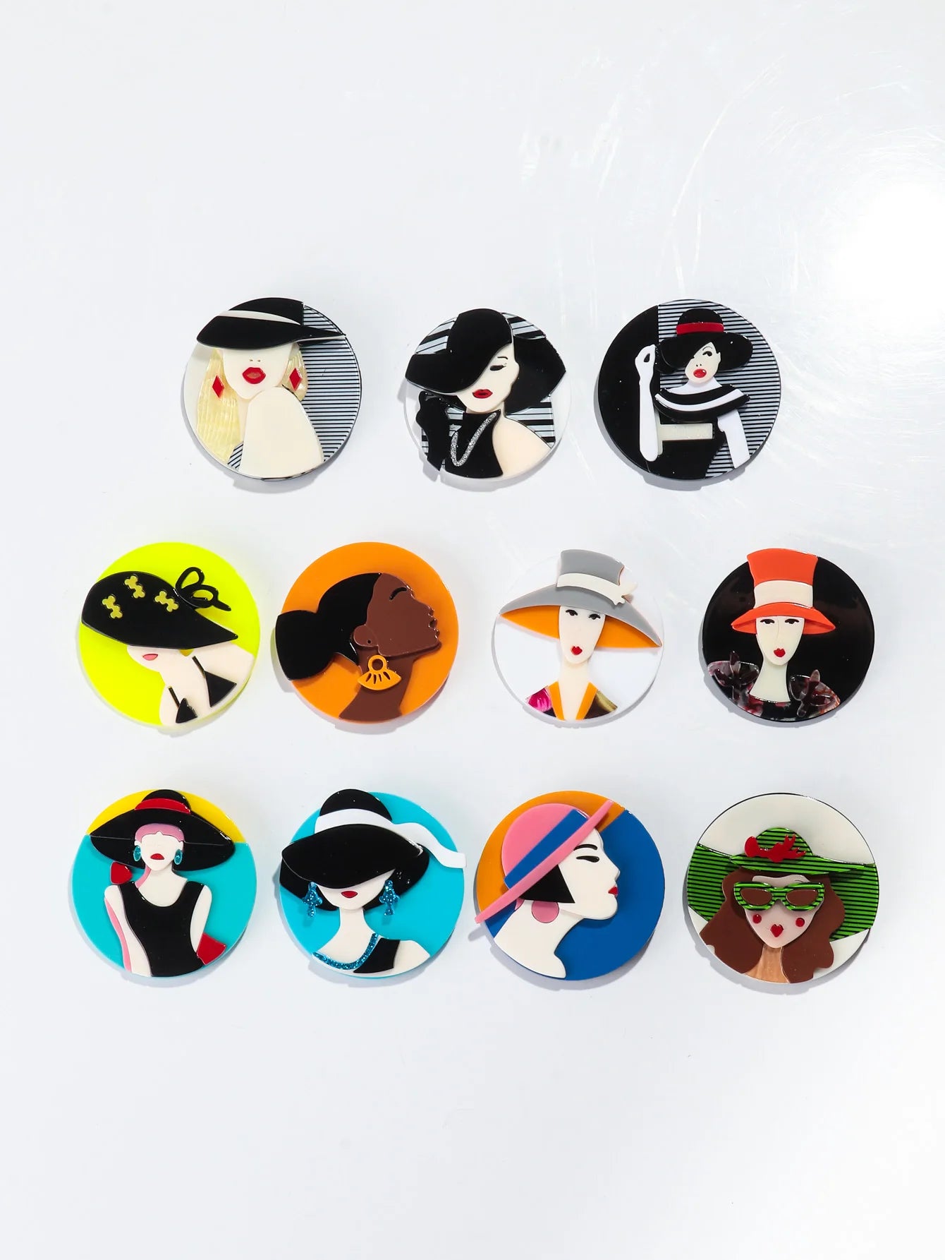 Chic Topper Pin - 11 variants - hello baabs 