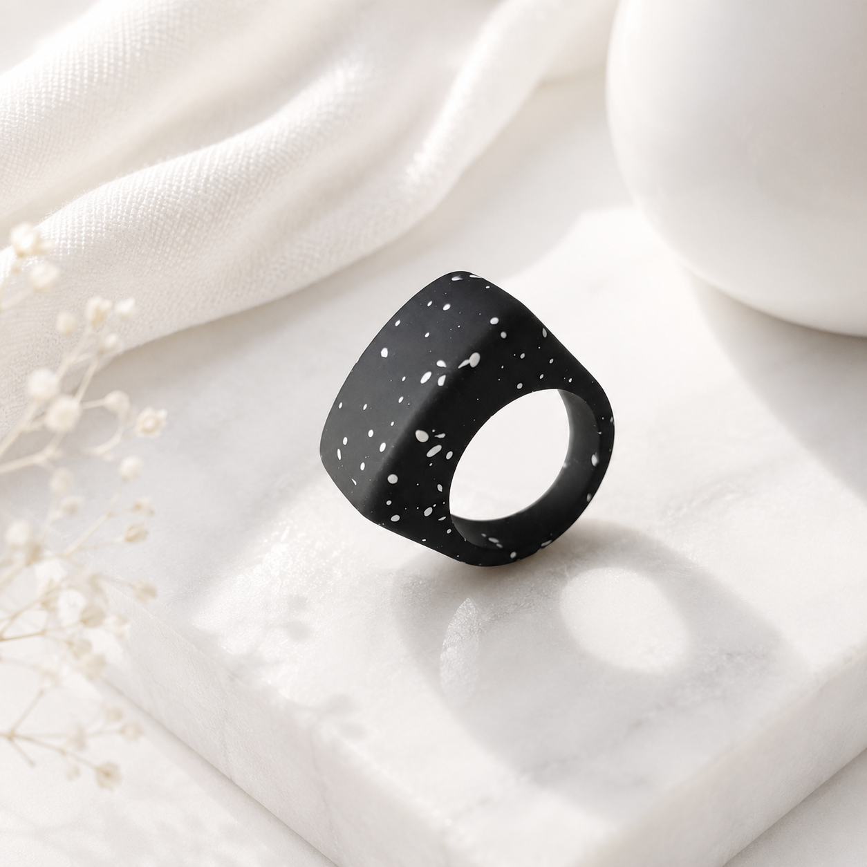 Chroma Square Ring (size 7) - 11 colors - Hello Baabs