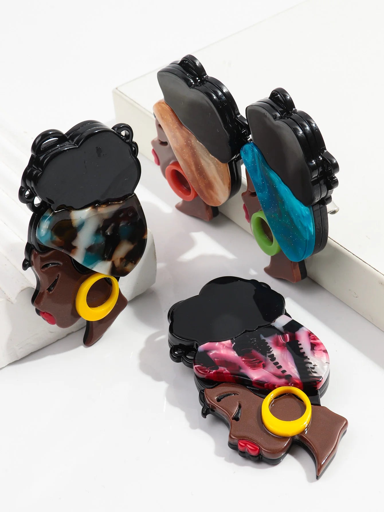 Curl Confidence Pin - 4 colors - Hello Baabs LLC 