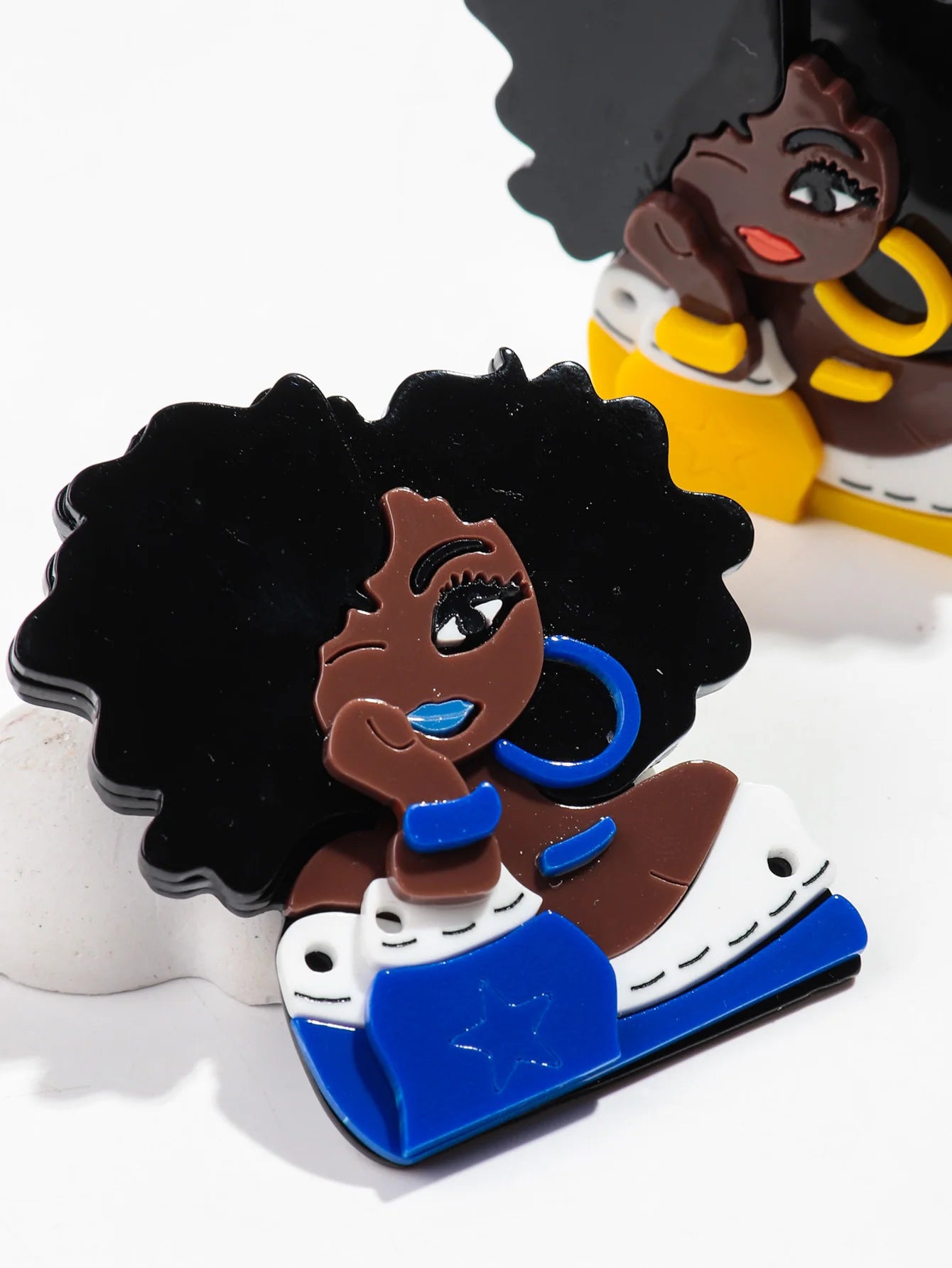 Curl Power Pin - 2 colors - Hello Baabs