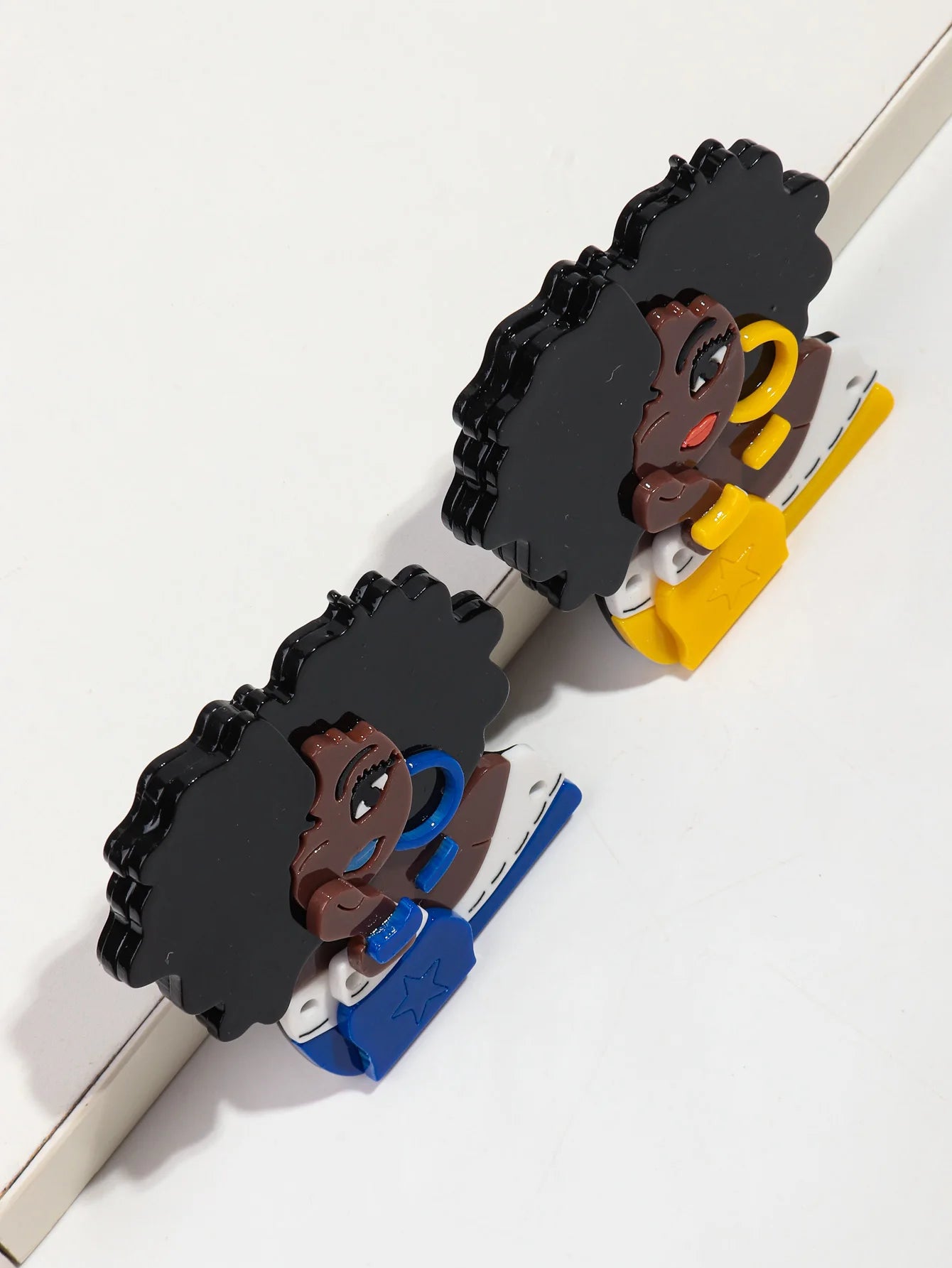 Curl Power Pin - 2 colors - hello baabs 