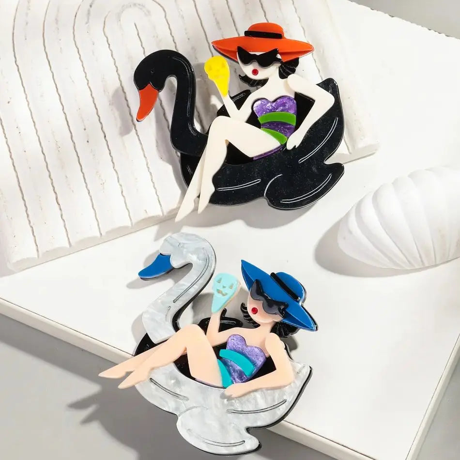 Elegant Escape Brooch - 2 colors - hello baabs 