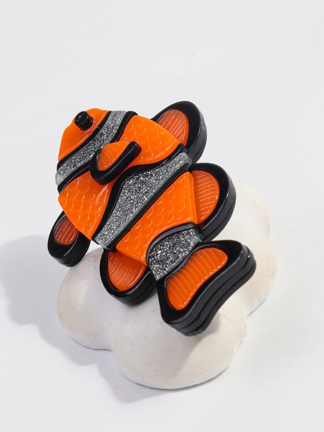 Fin Flair Brooch - 3 variants - hello baabs 