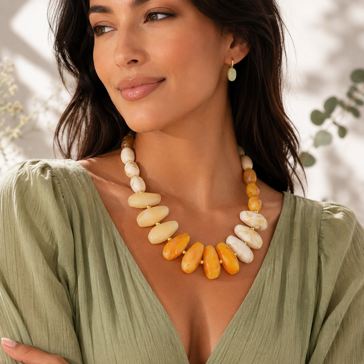 Gallery Glow Necklace - 2 variants - Hello Baabs