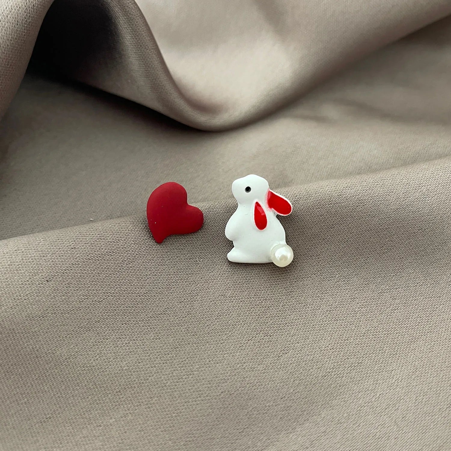 Hop & Heart Earrings - Hello Baabs LLC 