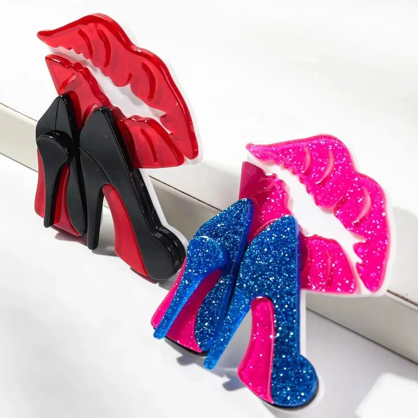 Kiss & Strut Brooch - 2 colors - Hello Baabs