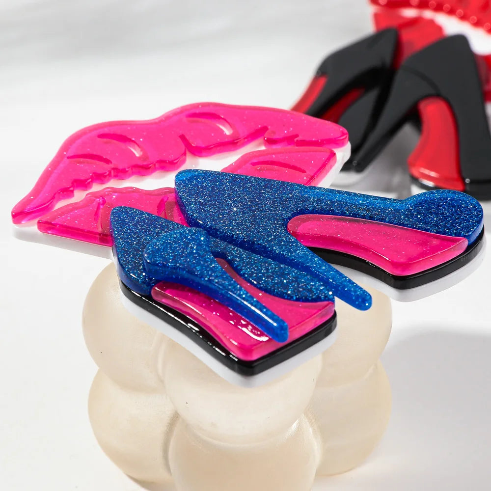Kiss & Strut Brooch - 2 colors - Hello Baabs LLC 