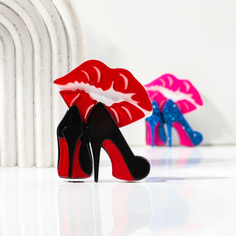 Kiss & Strut Brooch - 2 colors - Hello Baabs LLC 