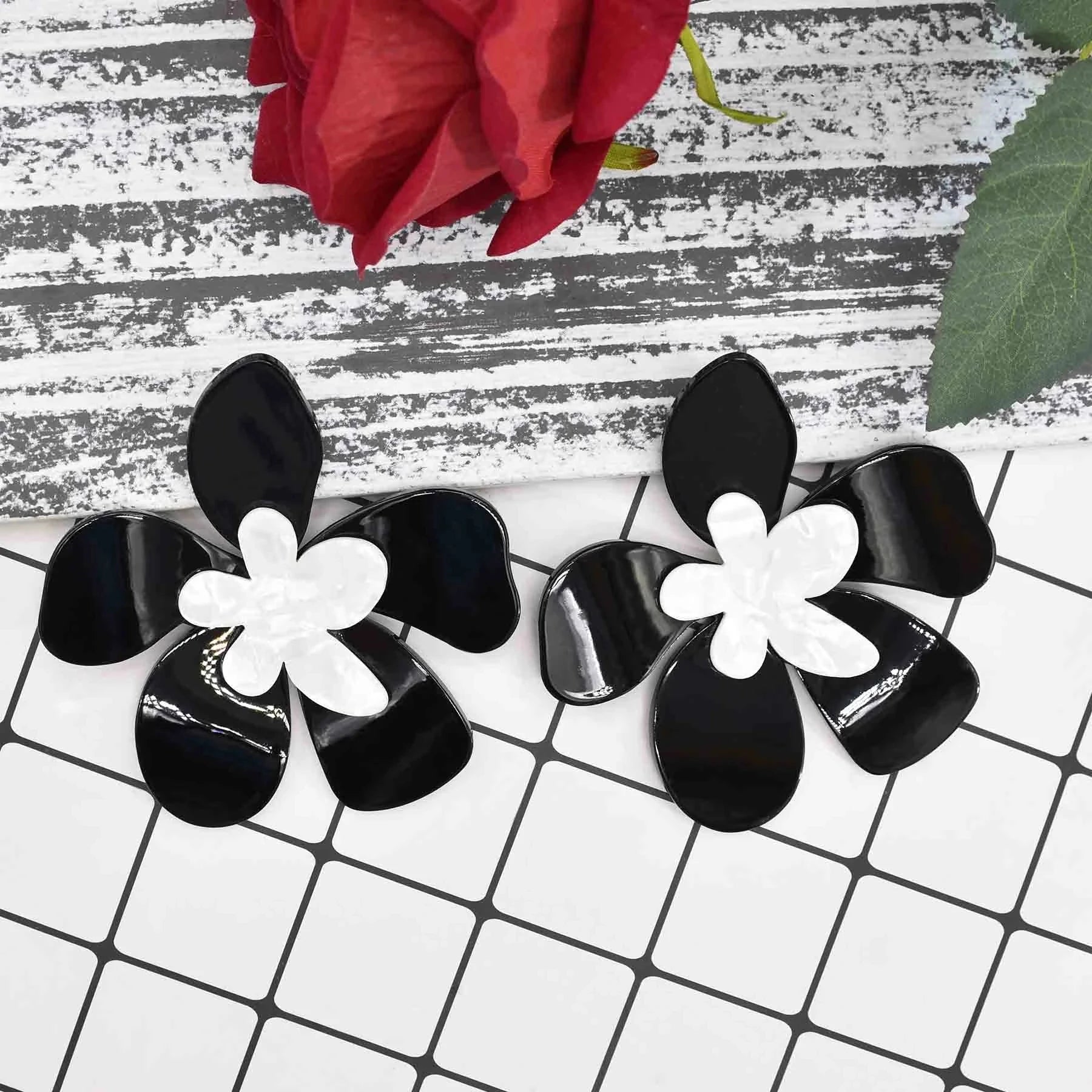 London Petals Earrings - 9 color variants - hello baabs 