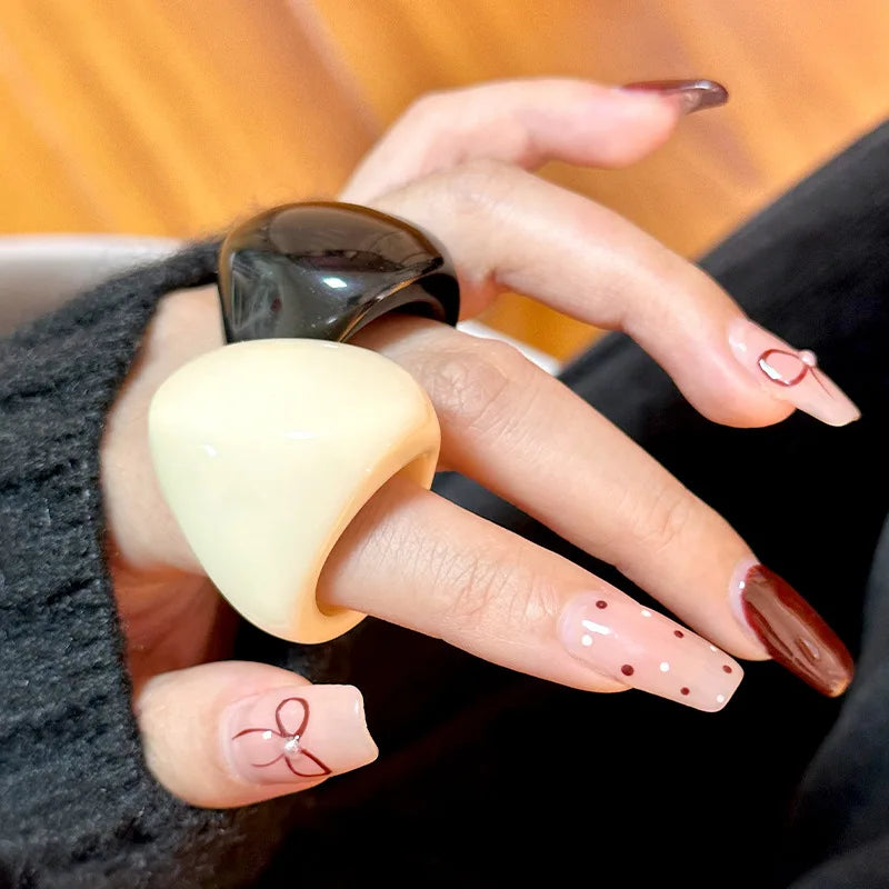 Mono Muse Ring (size 8) - 2 colors - hello baabs 