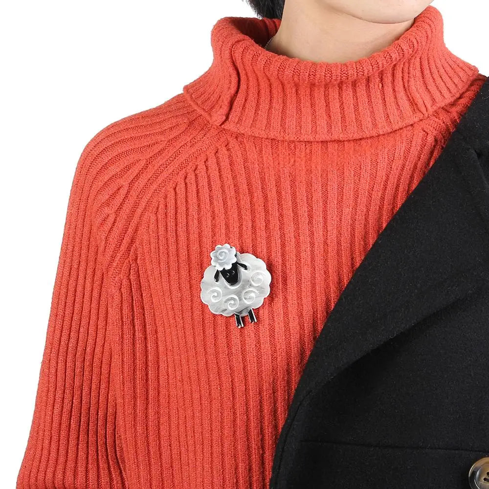 Shear Delight Pin - 3 colors - hello baabs 