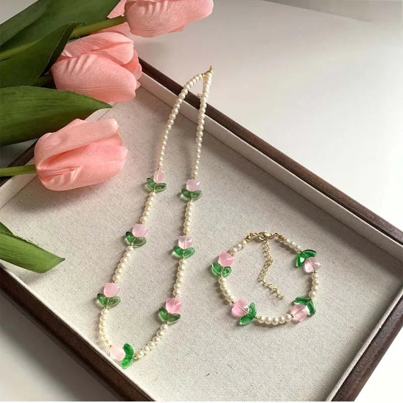 Tulip Elegance Necklace - Hello Baabs LLC 