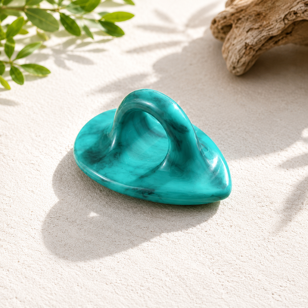 Velvet Era Teardrop Ring (size 8) - Hello Baabs